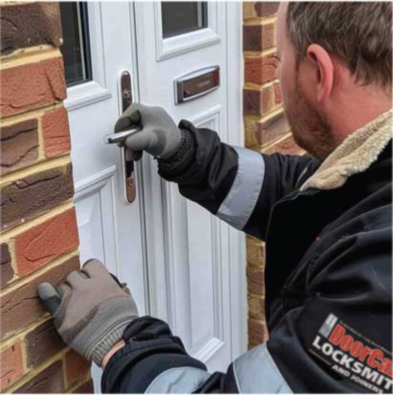 Doorcall Engineer carrying out a lock replacement